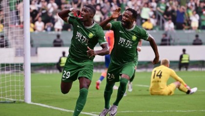 星空体育中国-国安主场6连胜缓解矛盾 苏亚雷斯暂获球迷的信任