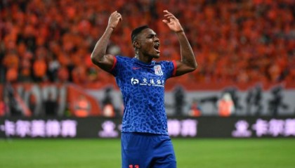 星空体育-【中超】马莱莱戴帽于汉超替补建功 申花6比0泰山