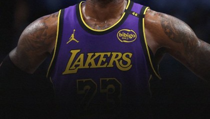 星空体育官网-哪一场最印象深刻？美媒列出勒布朗生涯至今揭幕战数据