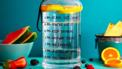 星空体育-【直播】钟意求老林指导，老林：我帮Fly、小胖，肯定也会帮钟意